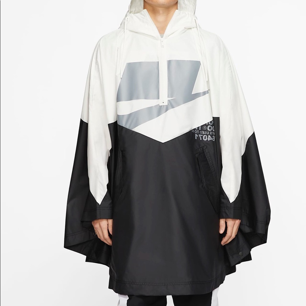 Nike Sportswear Rain Poncho